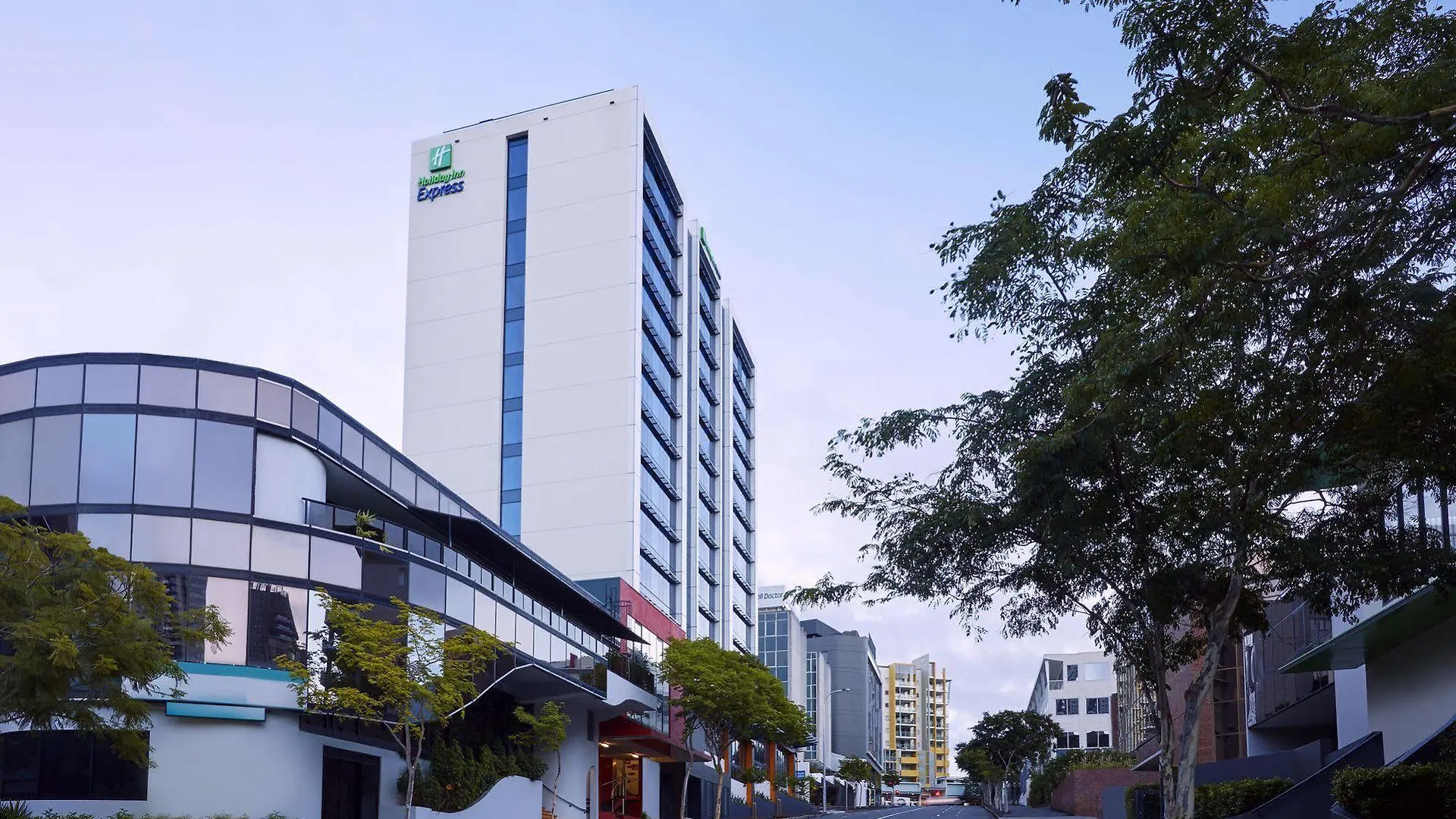 Holiday Inn Express Brisbane Central, An Ihg Hotel 4*,