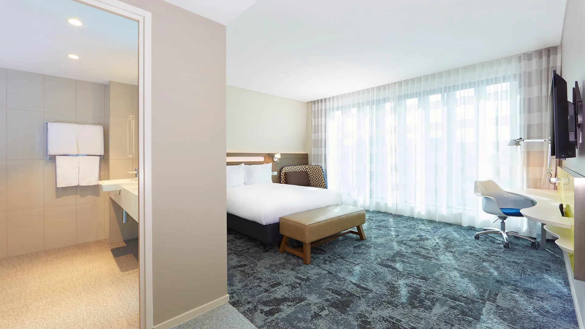 Holiday Inn Express Brisbane Central By Ihg Hotel