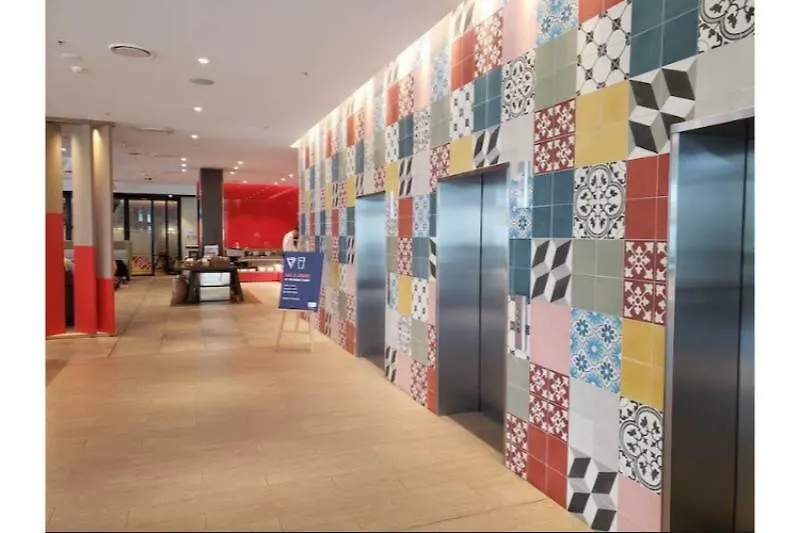 Holiday Inn Express Brisbane Central By Ihg Hotel